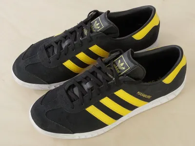 The adidas Hamburg Trainer Returns In The OG Navy Colourway - 80's Casual  Classics
