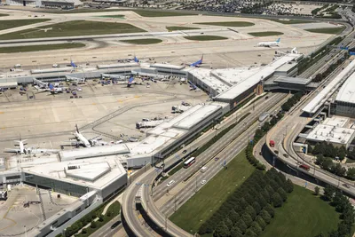 O'Hare key to Chicago's post-pandemic economic recovery | Crain's Chicago  Business