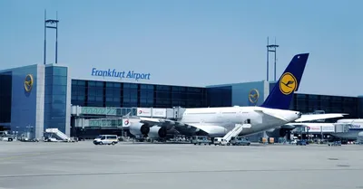 Франкфуртский аэропорт закрыли для посадок из-за сбоя в IТ-системе  Lufthansa - AEX.RU