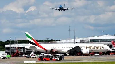Аэропорт Гамбурга открыли через сутки после захвата заложницы - РИА  Новости, 05.11.2023