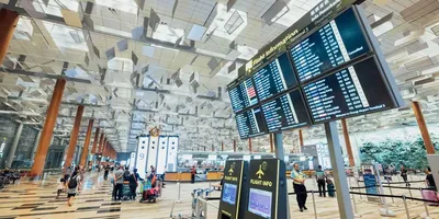 Полиция продолжает переговоры с вооруженным мужчиной в аэропорту Гамбурга
