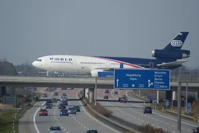 File:Leipzig-Halle Airport Condor.jpg - Wikipedia