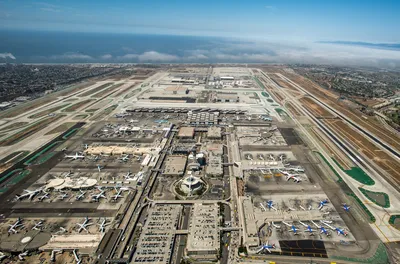 A Basic Guide to Los Angeles International Airport (LAX) | Discover Los  Angeles