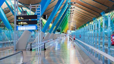 Fly Me to the Swoon (Madrid Barajas Airport Terminal 4, Madrid, Spain) –  The Beauty of Transport