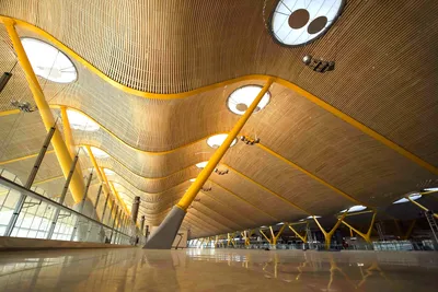 Madrid airport is pretty cool : r/travel