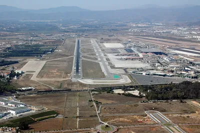 Málaga Airport - Wikipedia
