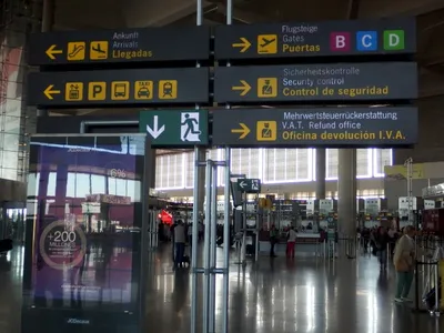 Malaga airport Map - Arrivals and departures map
