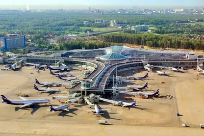 В аэропорту Шереметьево открыли третью взлетно-посадочную полосу  (19.09.2019)
