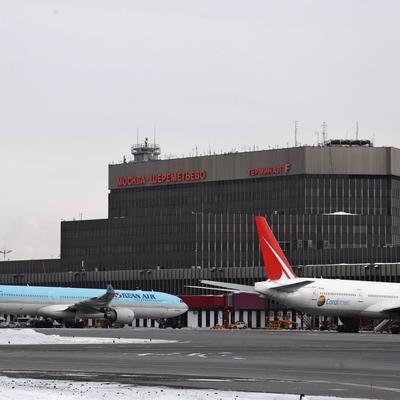 Moscow Airport, Russia's Largest, Furloughs Some Staff Due to Sanctions