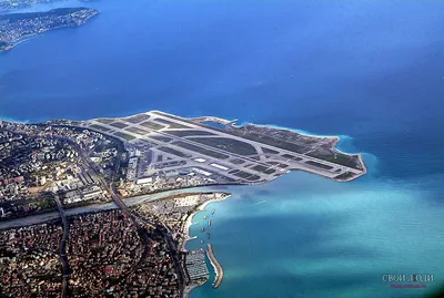 Nice airport france hi-res stock photography and images - Alamy