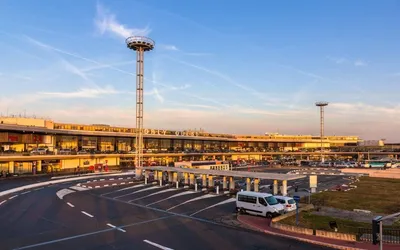 Аэропорт Шарль-де-Голль Терминал 2D | Париж и Франция