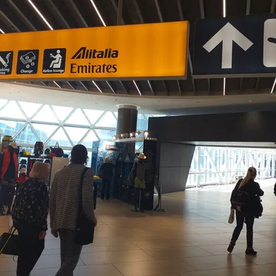 Отзыв о Аэропорт Рима (Италия, Рим) | Отличный, большой аэропорт - но мне  показался неуютным.