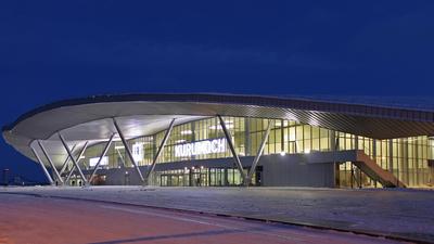 Lifelike: the new passenger terminal of Kurumoch International airport in  Samara - YouTube