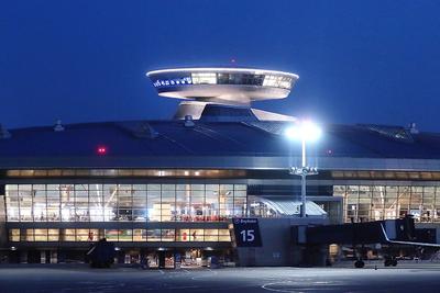 Terminal of Vnukovo airport in Moscow, Russia Stock Photo - Alamy