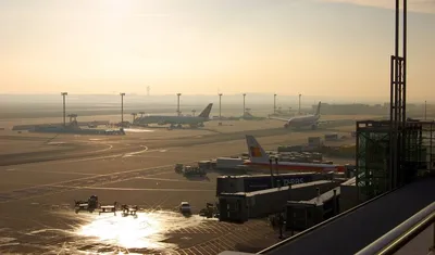 Посадка в аэропорту Франкфурта-на-Майне. Frankfurt Airport - FRA, landing.  3.10.2018 - YouTube