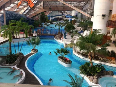 Aquapark #aquapark #Аквапарк \"Аквабульвар\" в Париже. Парижский Аквабульвар  - крупнейший аквапарк Европы для детей и взрослых