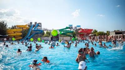 Аквапарки в Красноярске: адреса и телефоны, 7 развлекательных центров, 6  отзывов, фото и рейтинг аквапарков – Zoon.ru