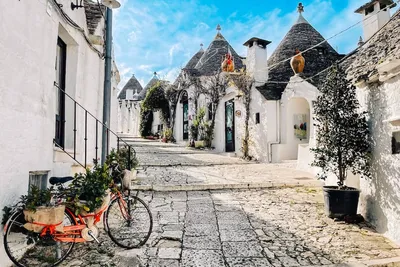 Guide to Visiting Alberobello and its Trulli Houses - Lovicarious