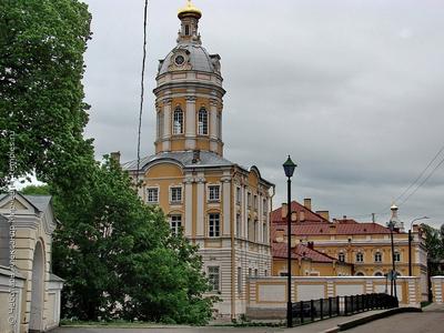 File:Александро-Невская лавра в Санкт-Петербурге 2022 01.jpg - Wikimedia  Commons