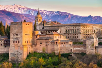 The Alluring Beauty of the Alhambra – Frederic Magazine