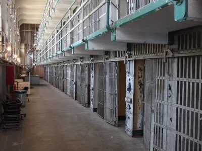 Тюремной камеры алькатрас редакционное стоковое изображение. изображение  насчитывающей законовед - 213897034