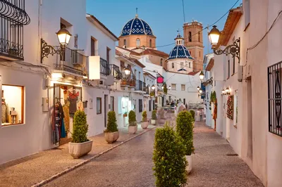 Seafront promenade altea costa blanca hi-res stock photography and images -  Alamy