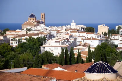 File:Altea, Spain (26795741032).jpg - Wikimedia Commons