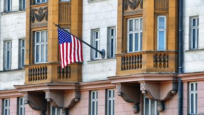 Виза в США | Посольство США в Москве возобновит работу в декабре?