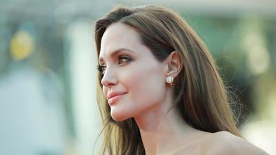 Анджелина Джоли в Москве - KP.RU
