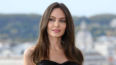 Анджелина Джоли подала в суд на Брэда Питта :: Новости :: ТВ Центр
