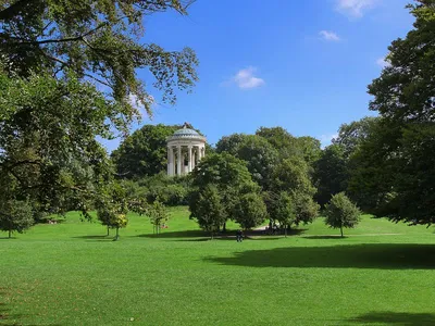 Английский сад в Мюнхене - один из крупнейших городских парков в мире