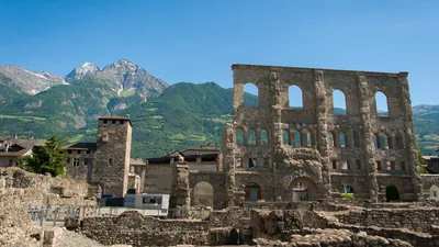 Castle Alley in Aosta, Italy | Italy Translated