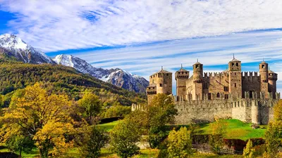 Explore the Aosta Valley: what to see, where to stay and what to eat |  loveexploring.com
