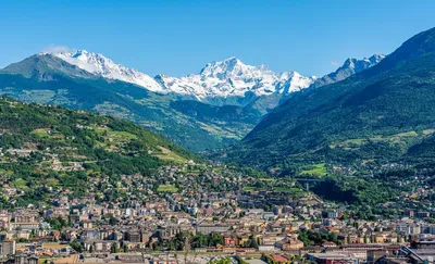Visit Valle d'Aosta: 2024 Travel Guide for Valle d'Aosta, Italy | Expedia