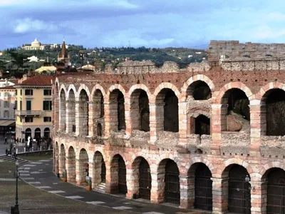 Арена ди Верона, Италия редакционное изображение. изображение насчитывающей  старо - 184332425