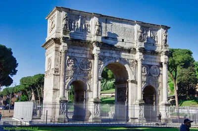 Арка Константина триумфальная арка в Риме, расположенная между Колизеем и  Палатин Хилл Редакционное Стоковое Фото - изображение насчитывающей люди,  руины: 157281363