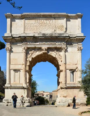 Триумфальная арка Тита, 81 г. н. э. Рим