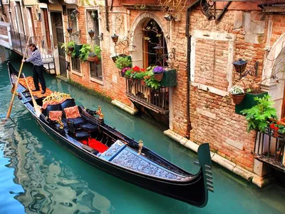 Историческая архитектура Венеции Редакционное Стоковое Изображение -  изображение насчитывающей много, турист: 40871449
