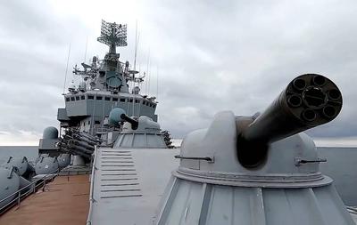 Ukrainous: Подводный крейсер \"Москва\" и авианосец США вместо ржавого  \"Кузнецова\": как в россии отмечали день ВМФ
