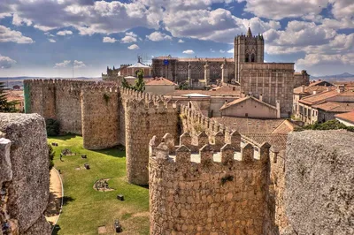 Авила – крепостные стены, хранящие историю. Испания по-русски - все о жизни  в Испании