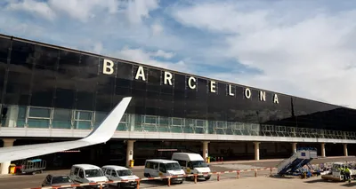 Аэропорт Барселоны Эль-Прат - Я люблю Барселону