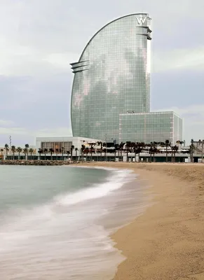Барселона - Пляж Мар Белла | Турнавигатор