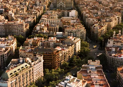 Вид на город Барселона сверху. Лучшие видовые площадки и романтика  барселонских крыш