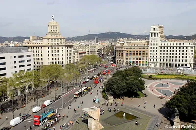 Барселона встречает туристов зимой - ФОТО