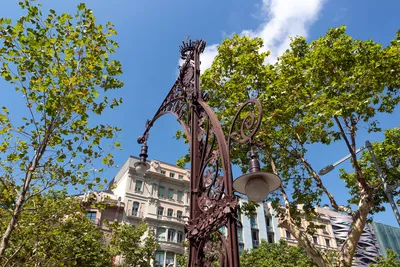 Барселона: за вдохновением от архитектуры Гауди - DELARTE Magazine