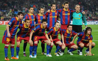 Галстуки и костюмы-тройки: как игроки Барселоны перевоплощались для  фотосессии - iSport.ua