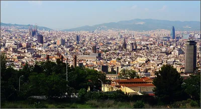 Вид на город Барселона сверху. Лучшие видовые площадки и романтика  барселонских крыш