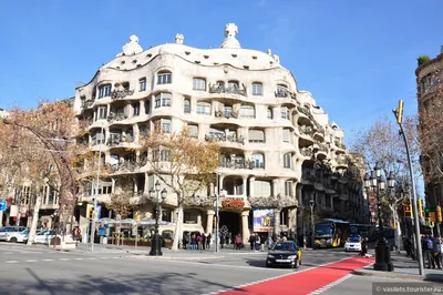 Новый Год и Барселона - HostelsCentral.com
