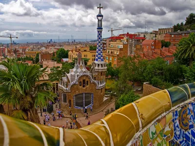 Парк Гуэль - шедевр Антонио Гауди | Gaudi barcelona, Park güell, Gaudi