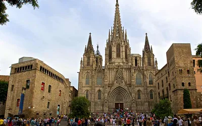 Испания, Барселона, Храм Святого Семейства / Саграда Фамилия / Basilica de  la sagrada Familia - «Фото + видео. Самое  грандиозное/чудовищное/великолепное сооружение в моей жизни. Как не стоять  в очереди за билетами и